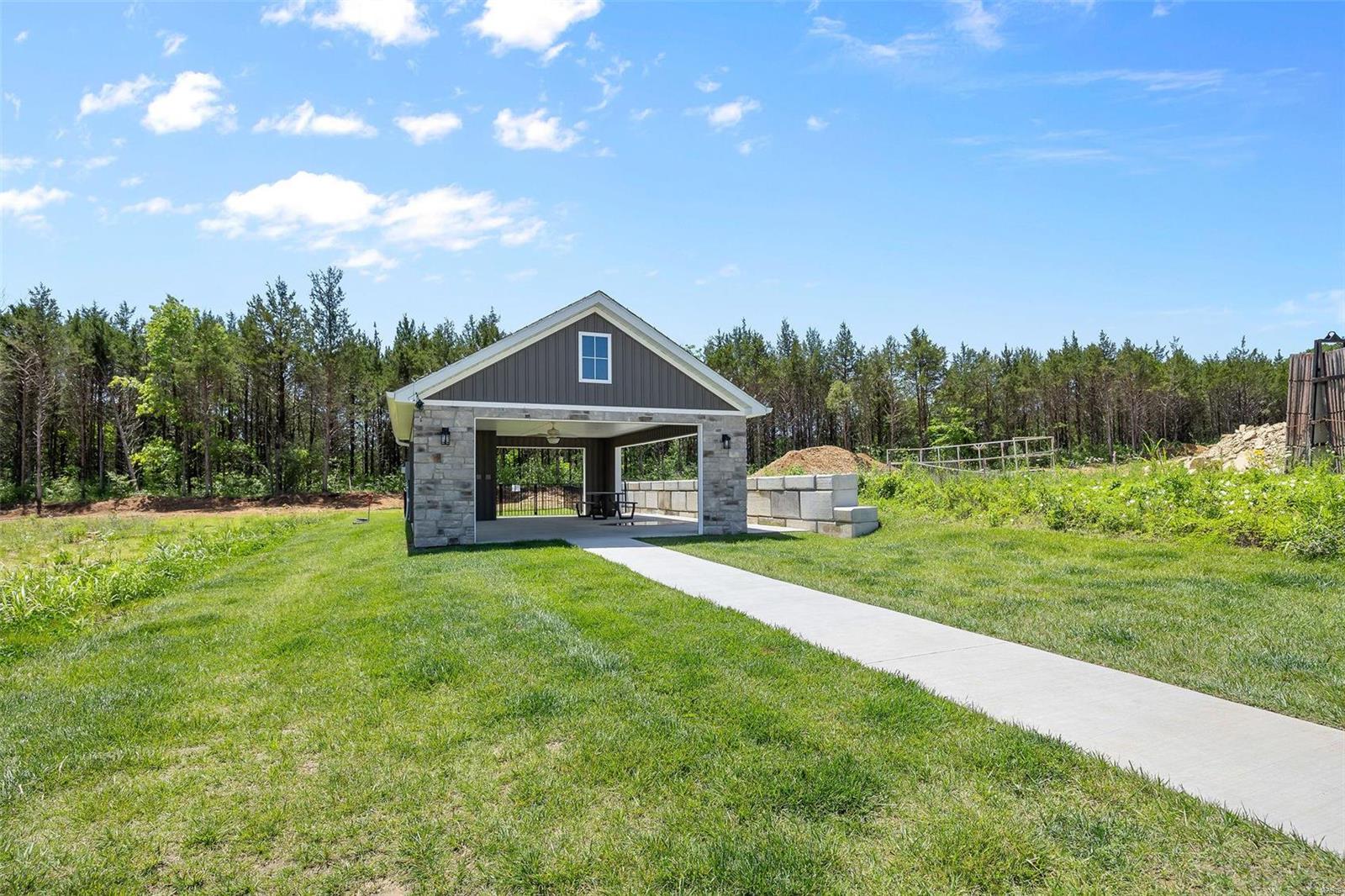 1567 Hickory Landing Property Photo 41