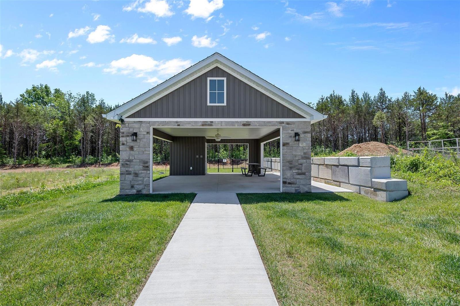 1567 Hickory Landing Property Photo 42