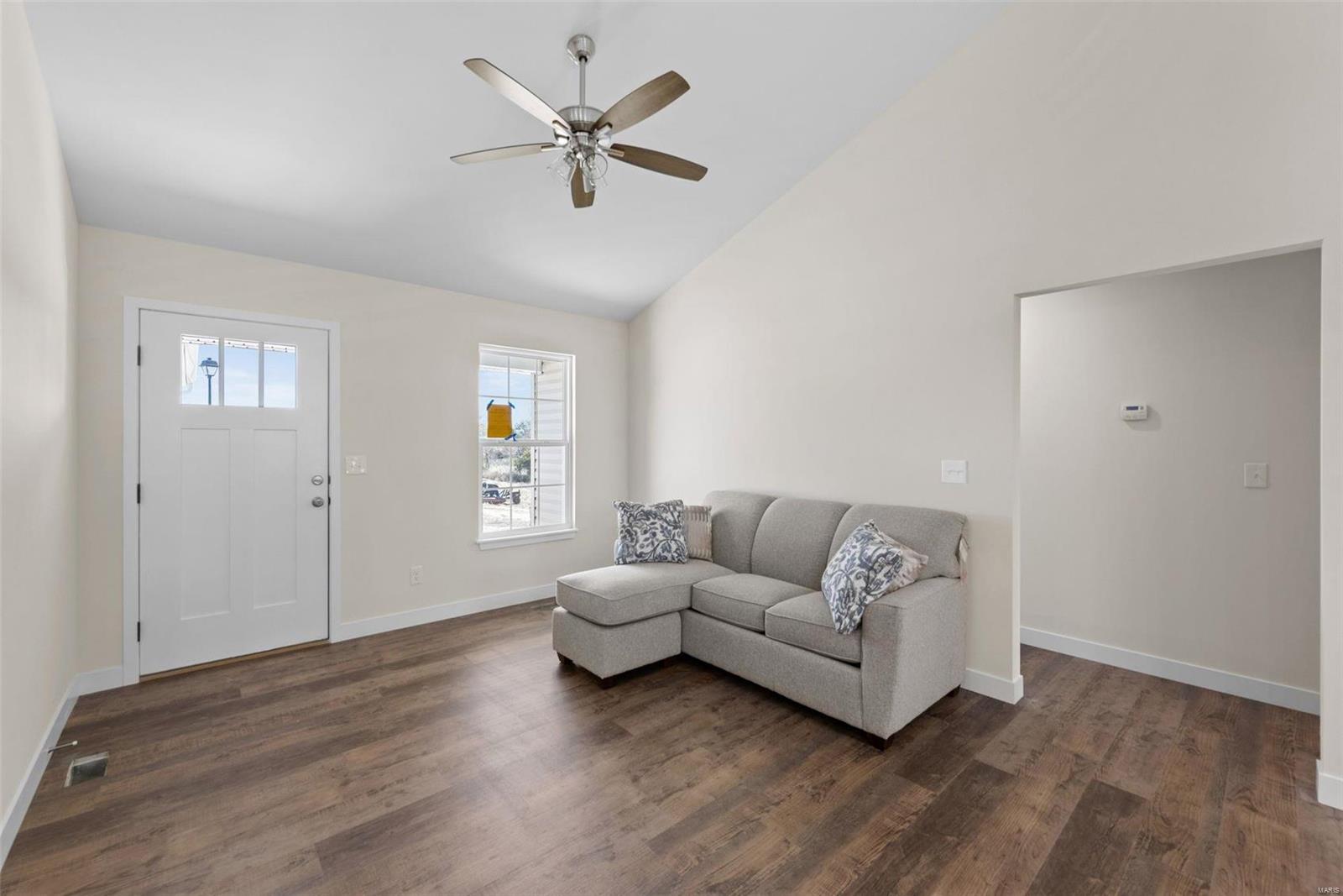 122 Grindstone Court Property Photo 3