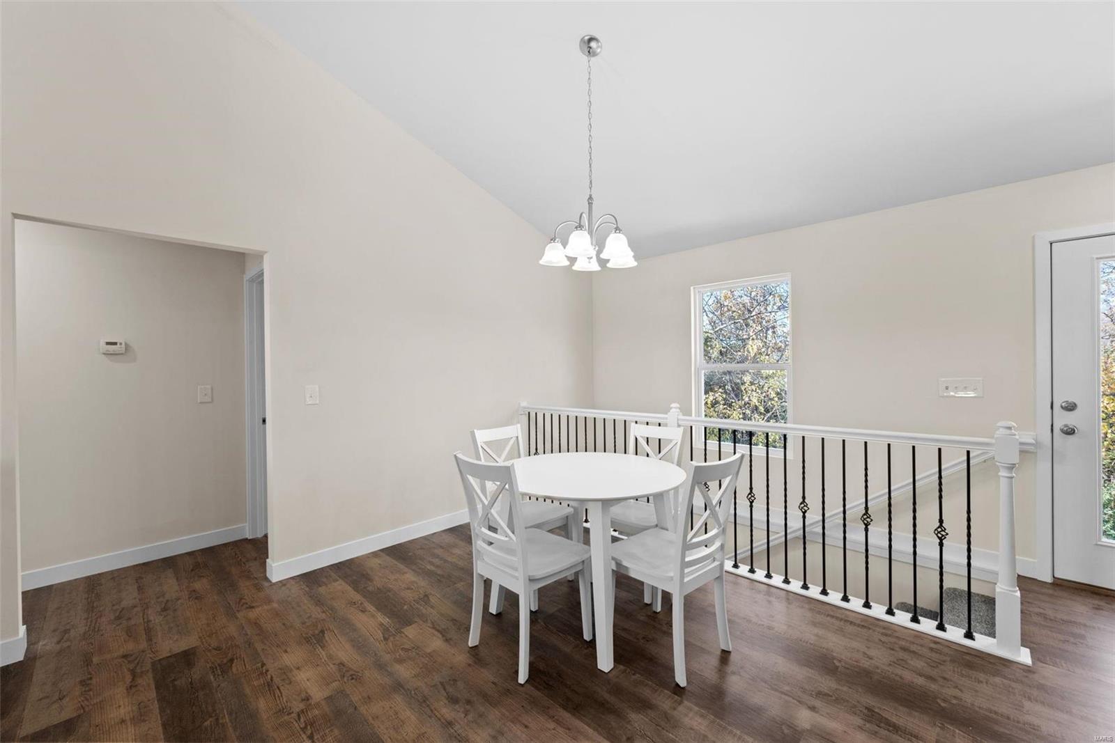 122 Grindstone Court Property Photo 6