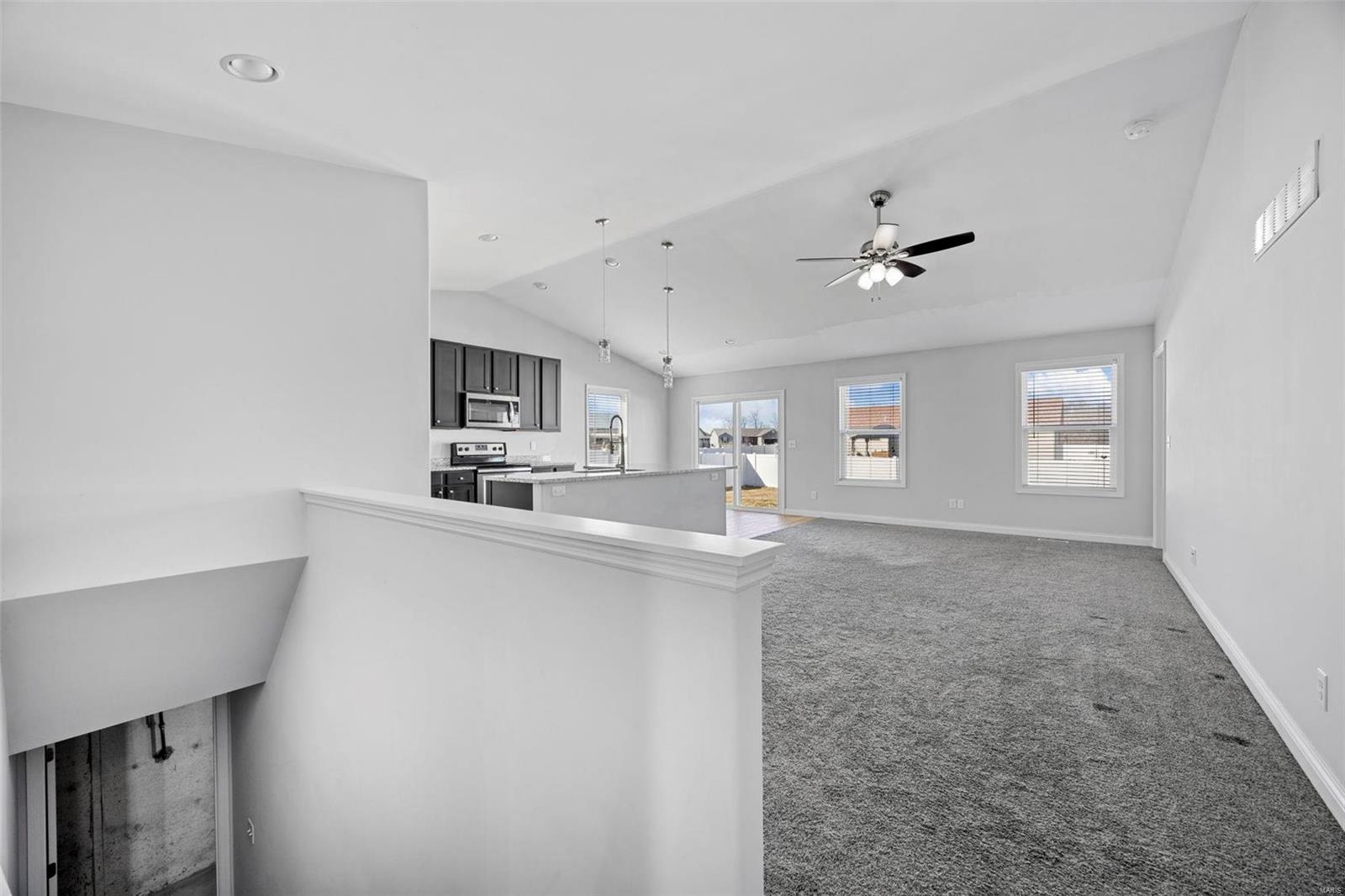 405 Split Rail Dr. Property Photo 15