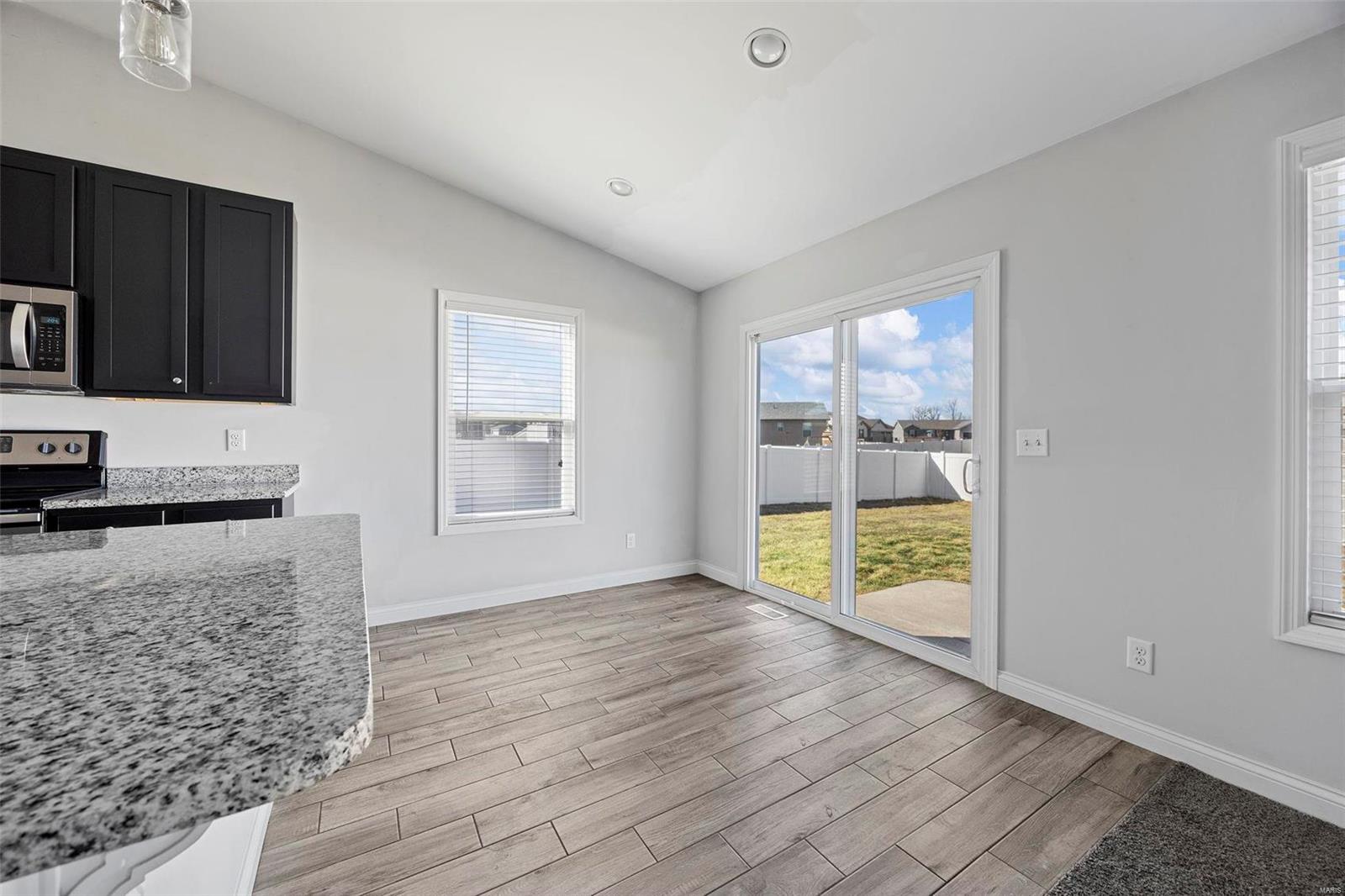 405 Split Rail Dr. Property Photo 16