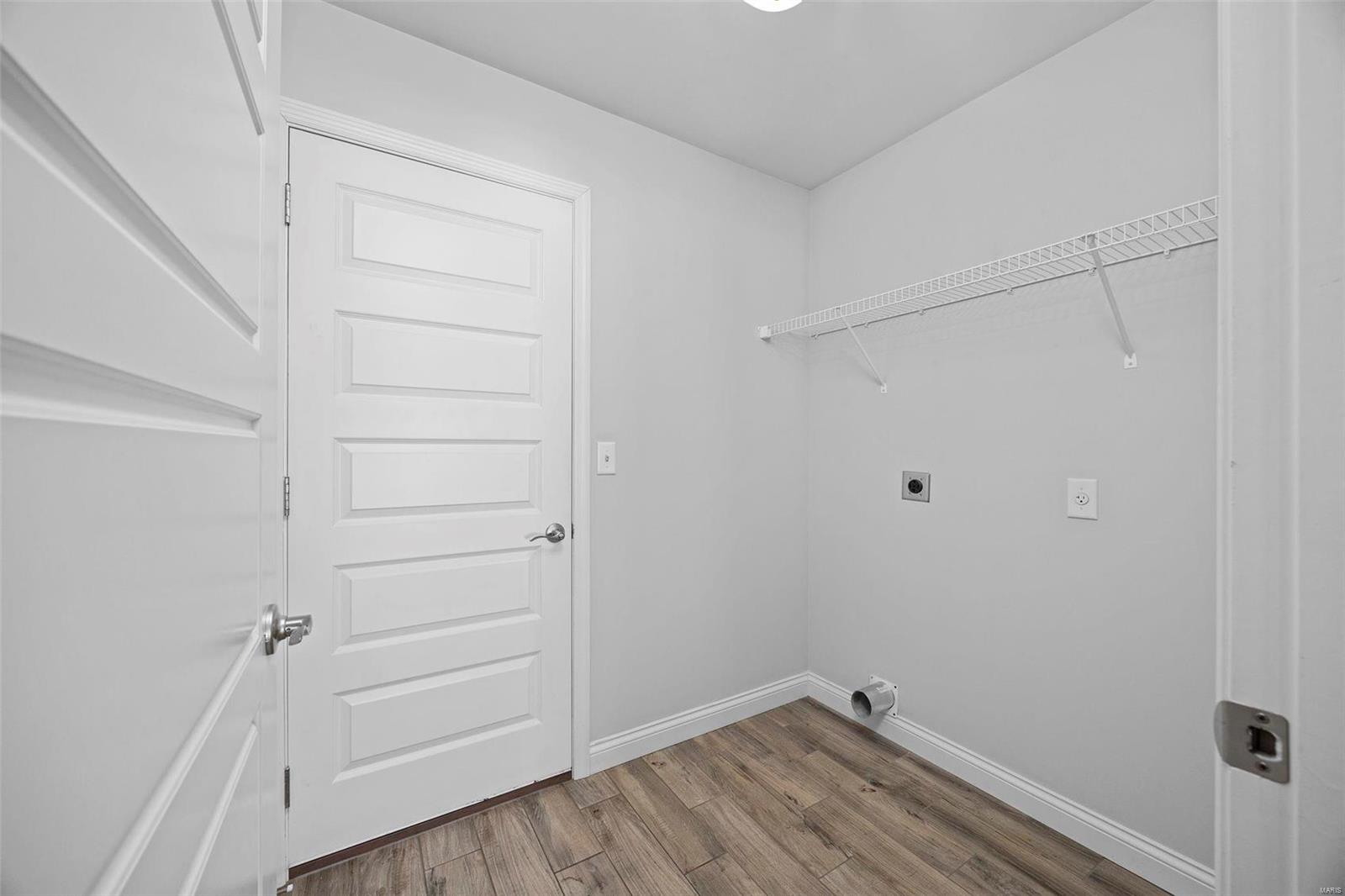 405 Split Rail Dr. Property Photo 17