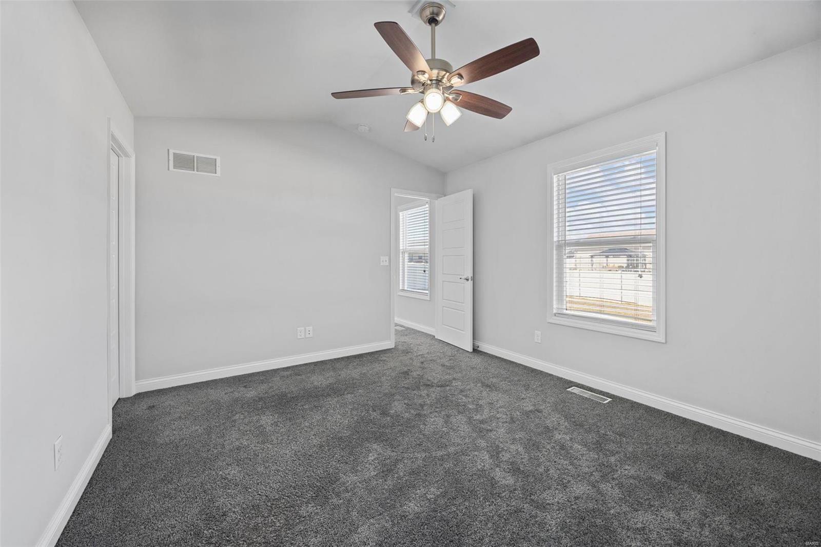 405 Split Rail Dr. Property Photo 19