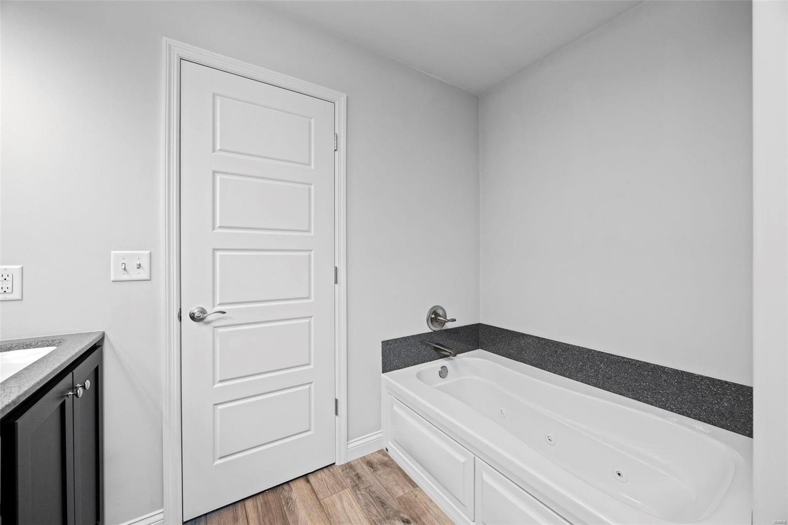 405 Split Rail Dr. Property Photo 22