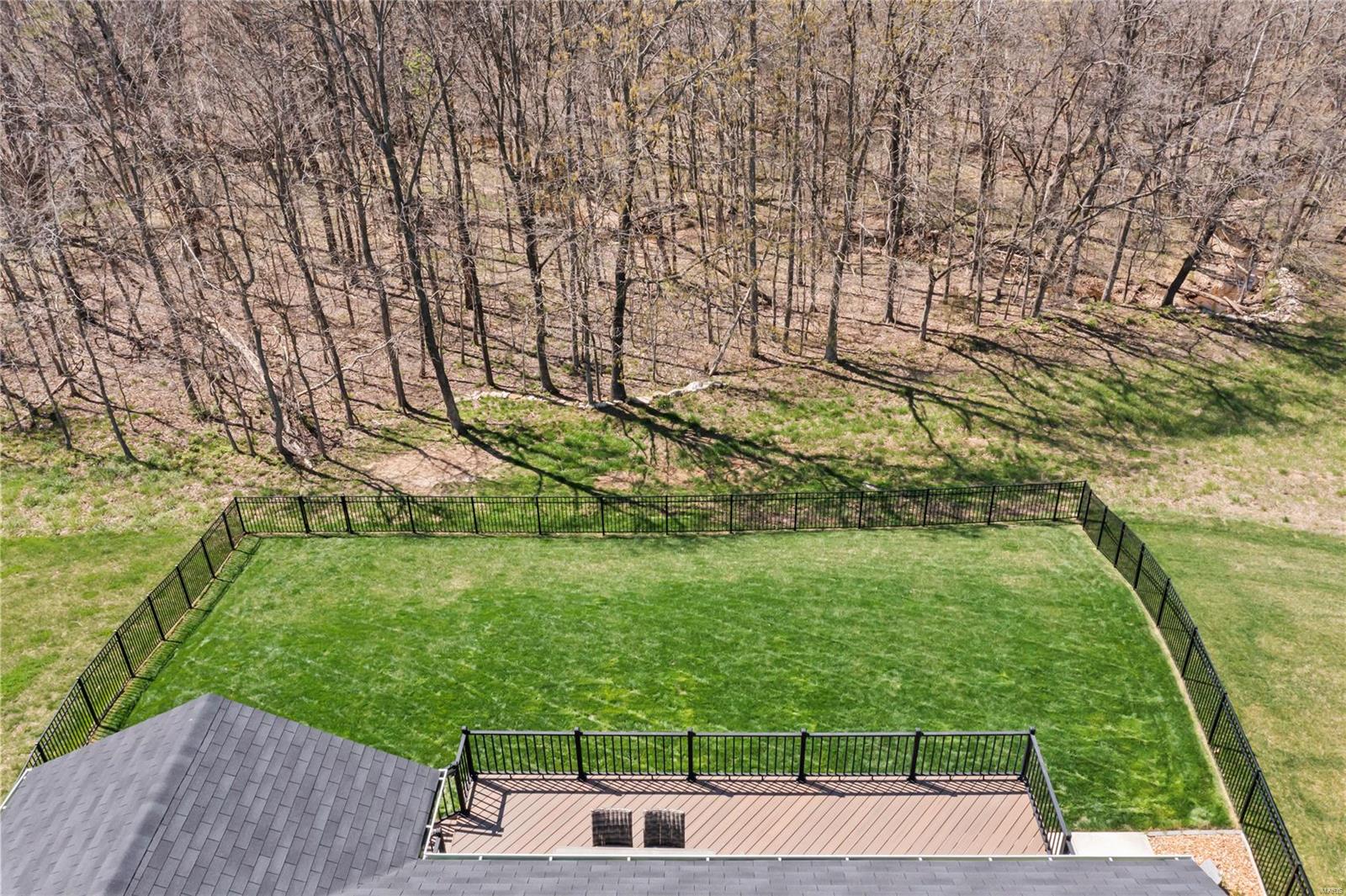 813 Boulder Crest Court Property Photo 3