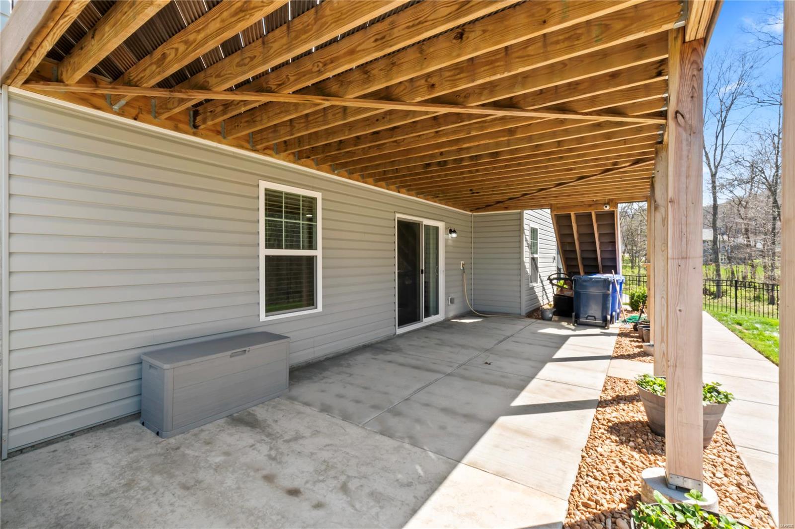 813 Boulder Crest Court Property Photo 26