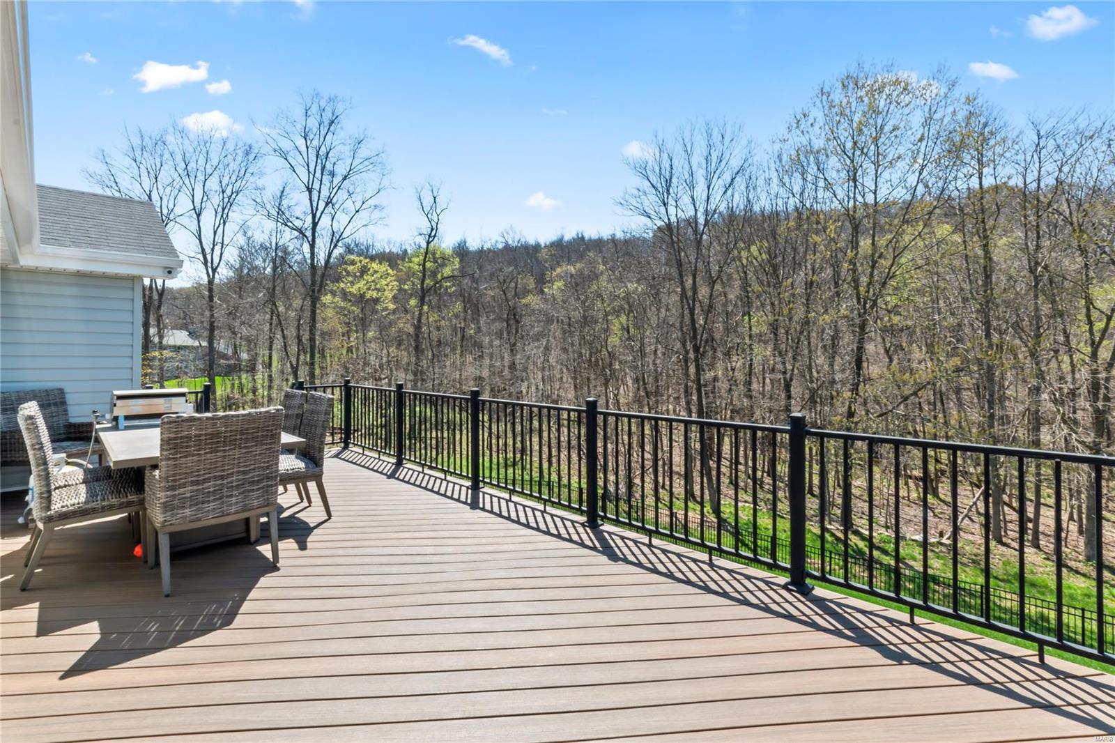 813 Boulder Crest Court Property Photo 30
