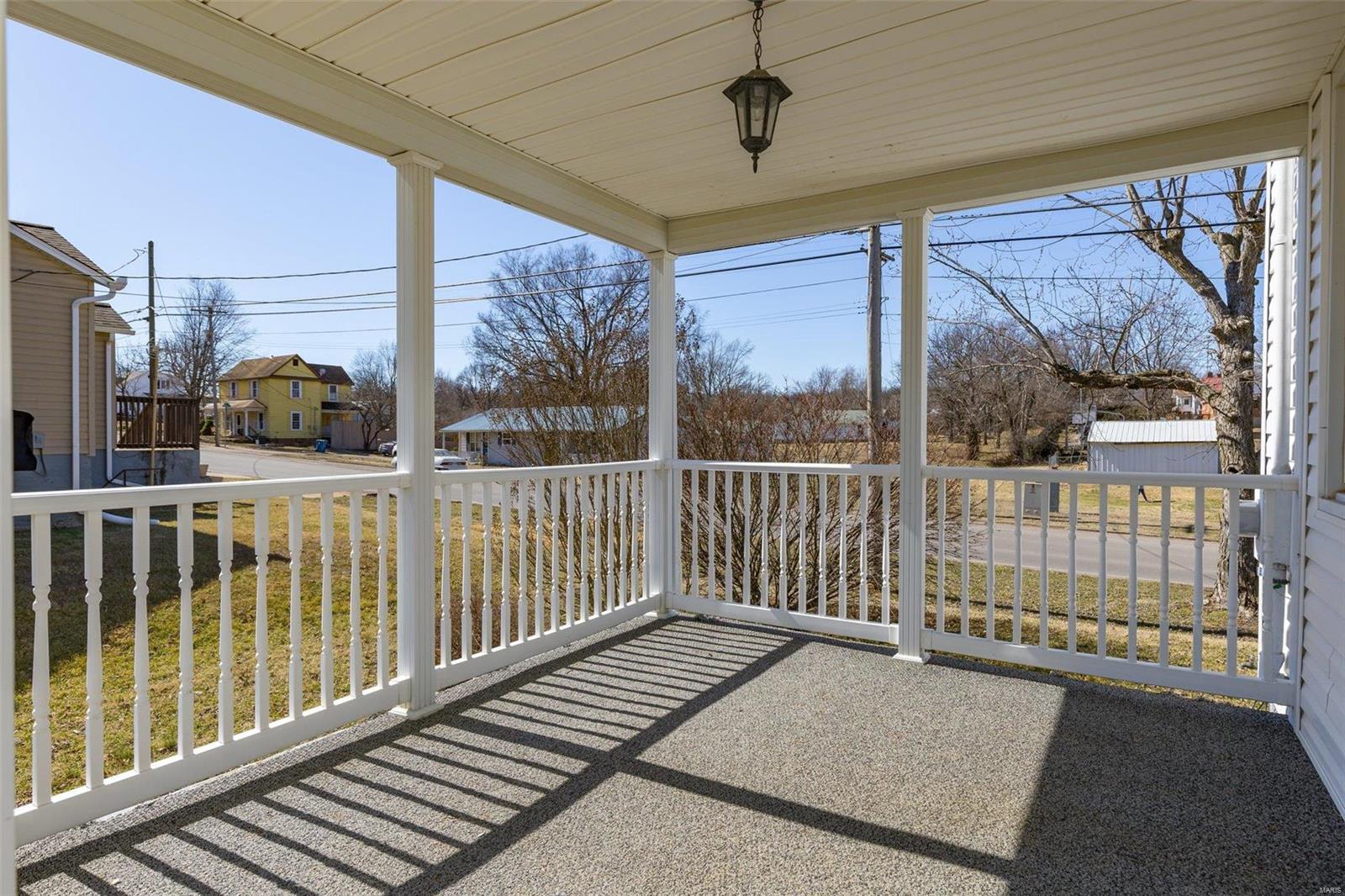 440 N Division Property Photo 12