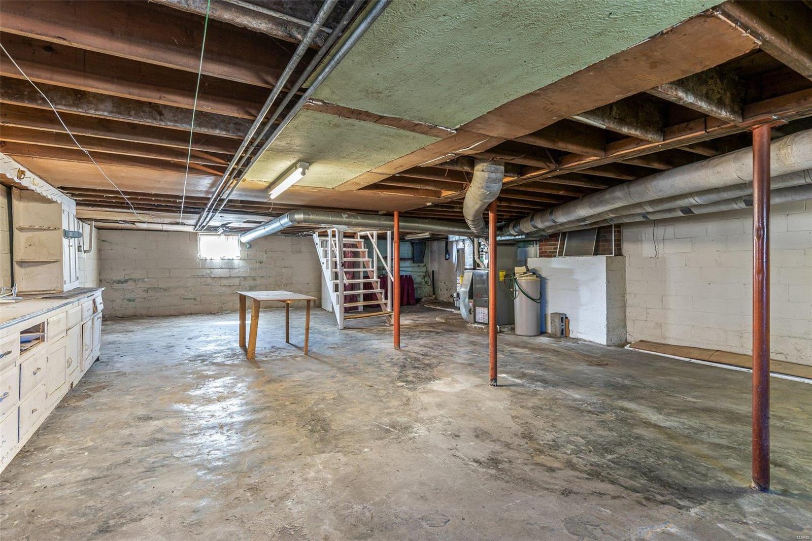 440 N Division Property Photo 19