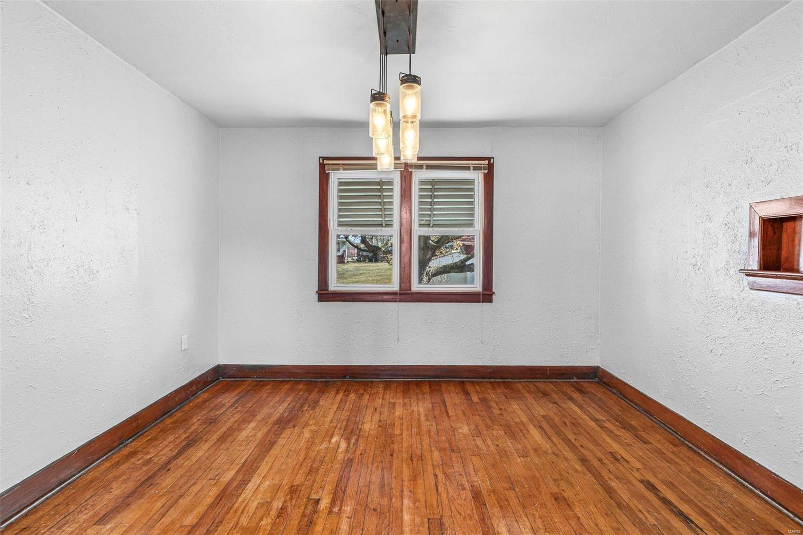 440 N Division Property Photo 26