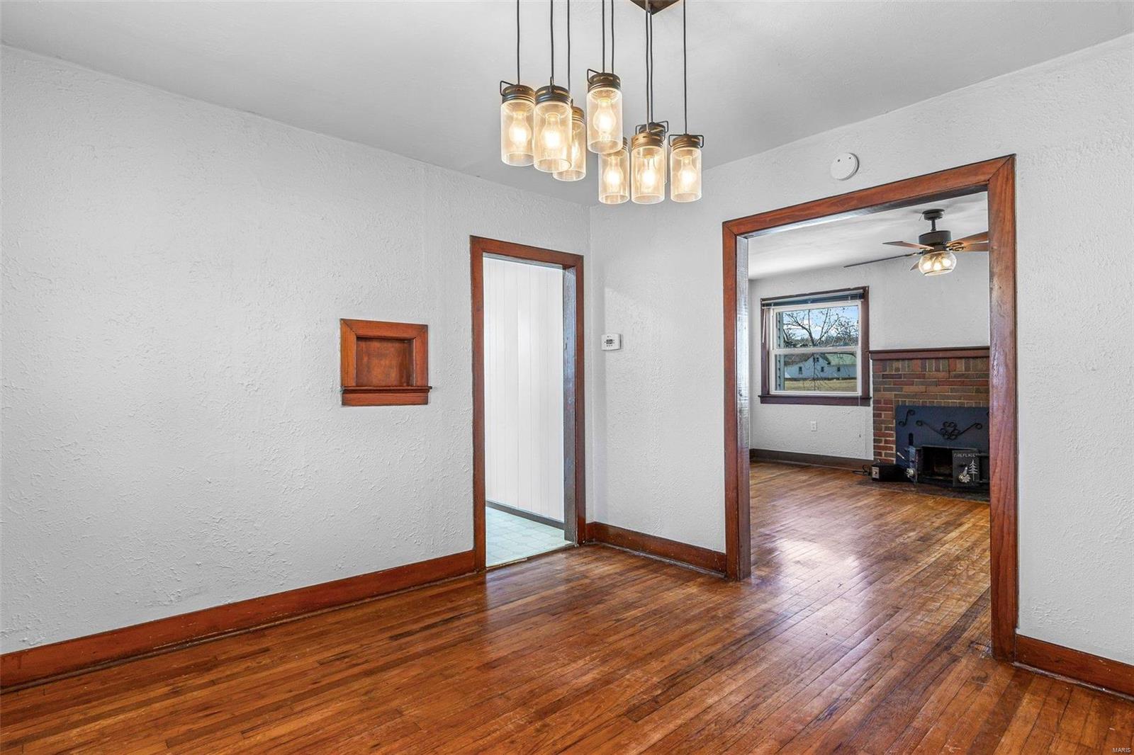 440 N Division Property Photo 27