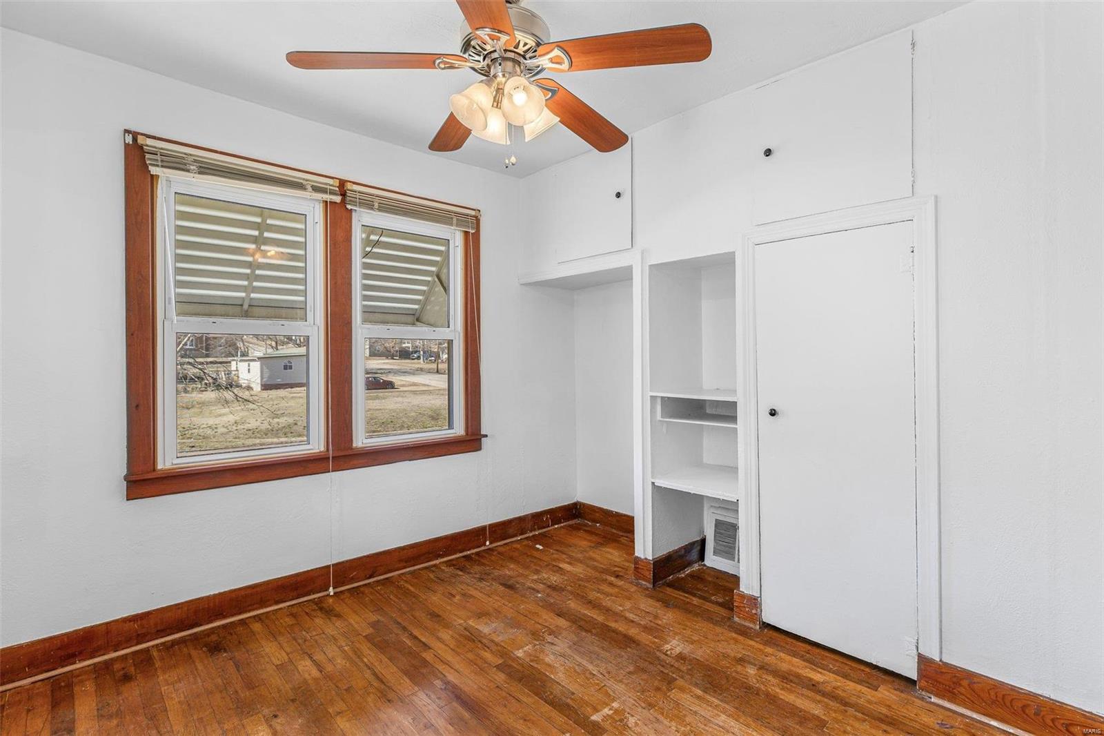 440 N Division Property Photo 33