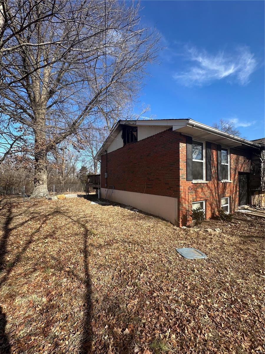 2711 Cindy Drive Property Photo 4