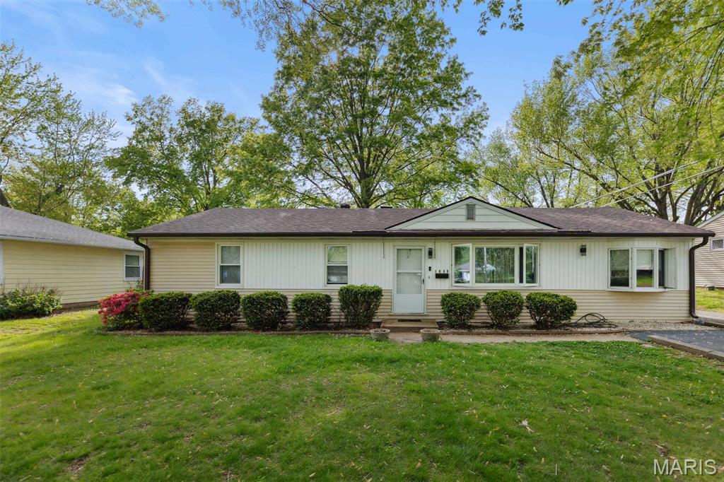 1703 Foster Drive Property Photo 1