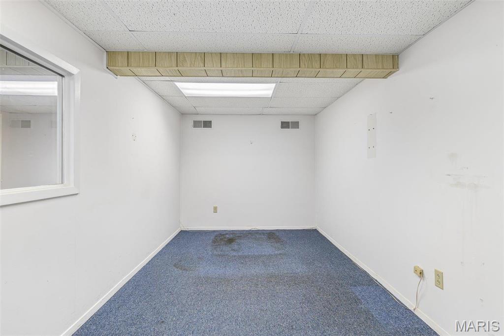 1421 E Main Property Photo 35