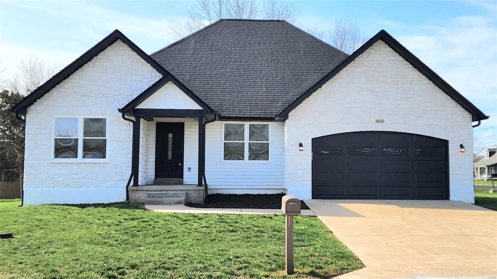 6032 Cross Pointe Drive Property Photo