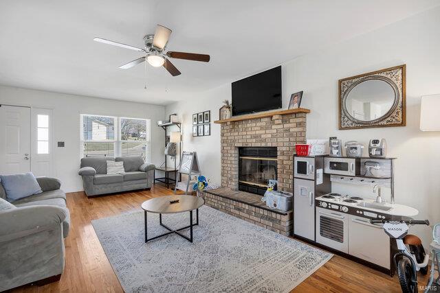 4035 Sun Tide Court Property Photo 2