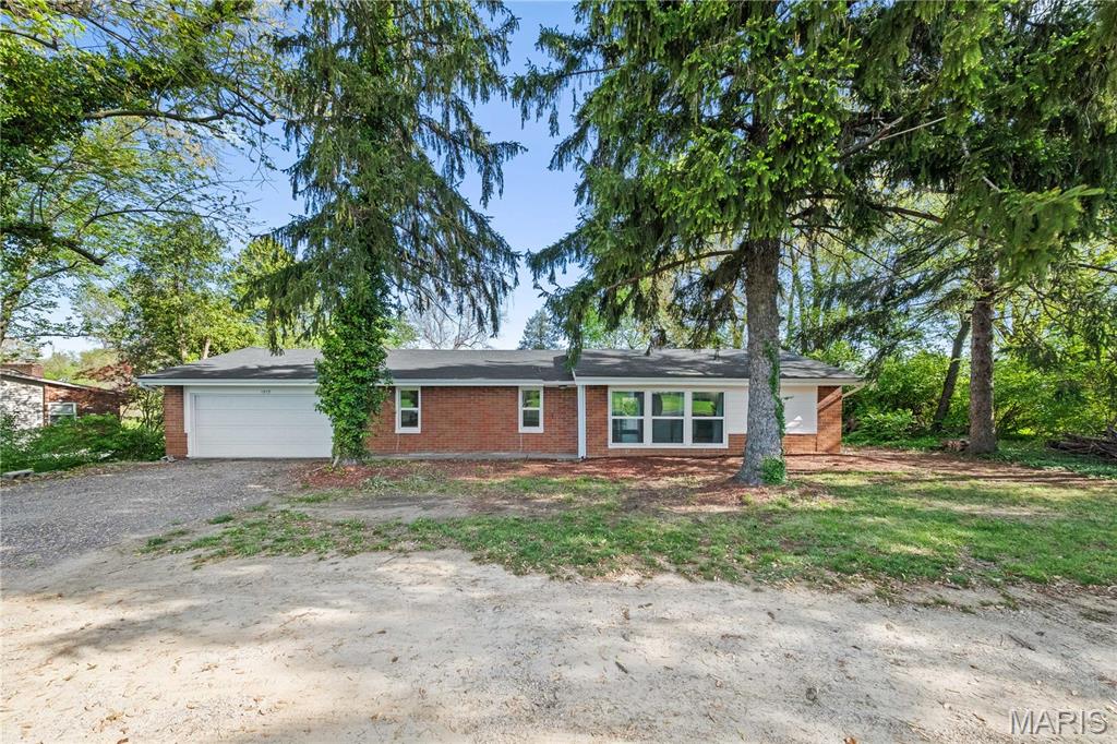 1919 Parker Road Property Photo 1