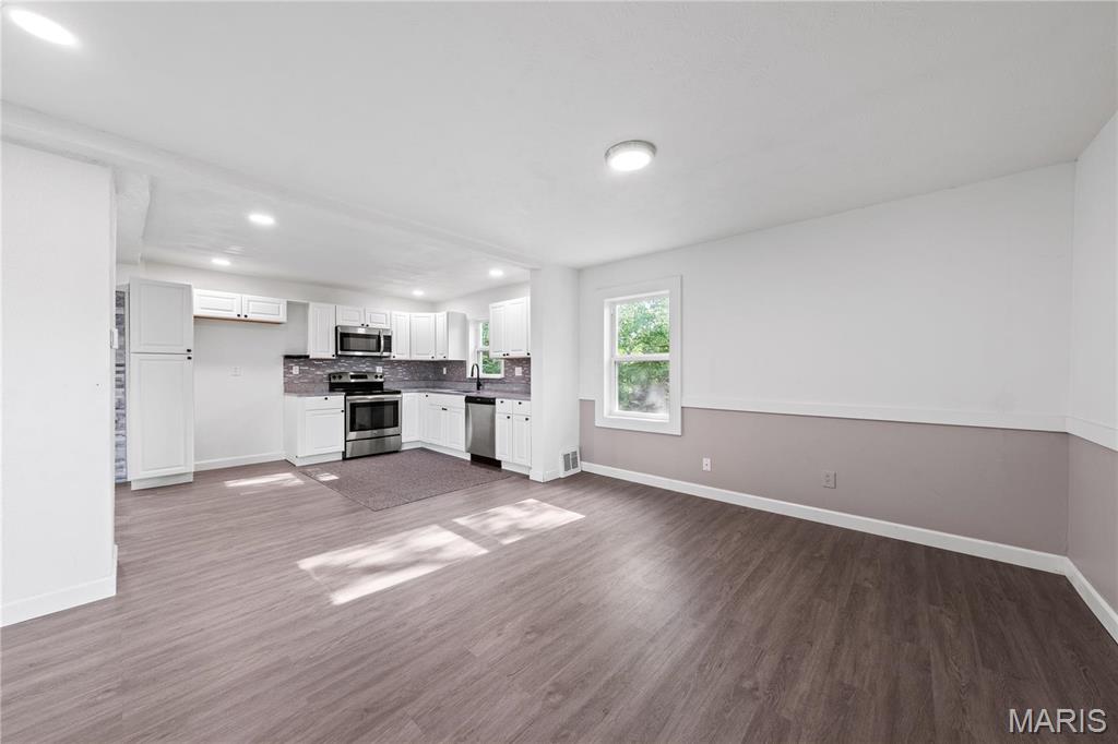 1919 Parker Road Property Photo 9
