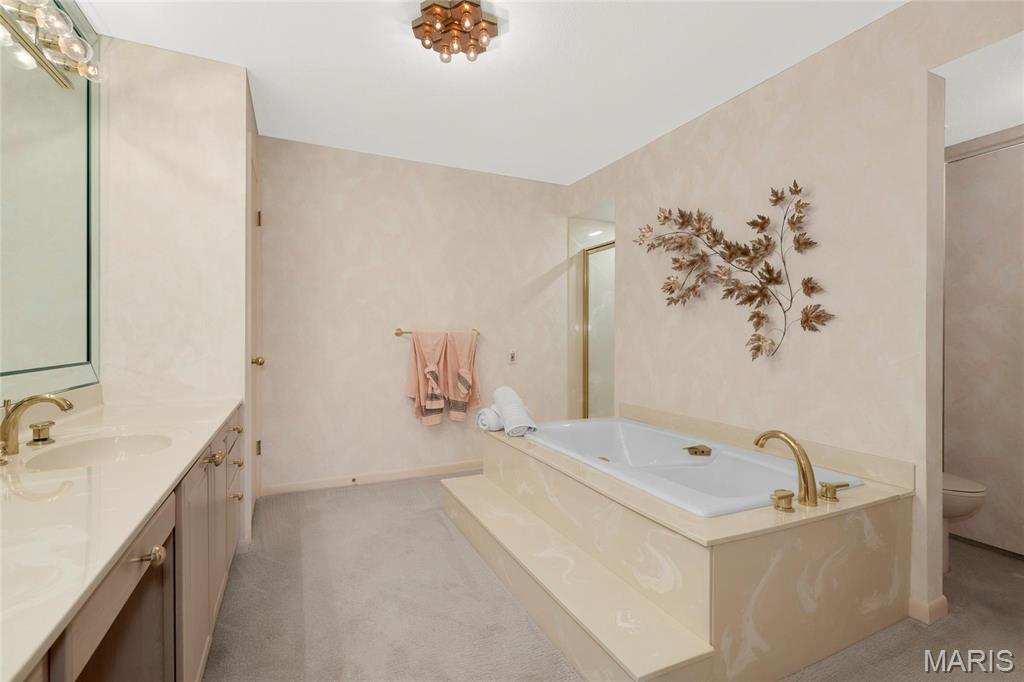 585 Coeur De Royale Drive 206 Property Photo 18