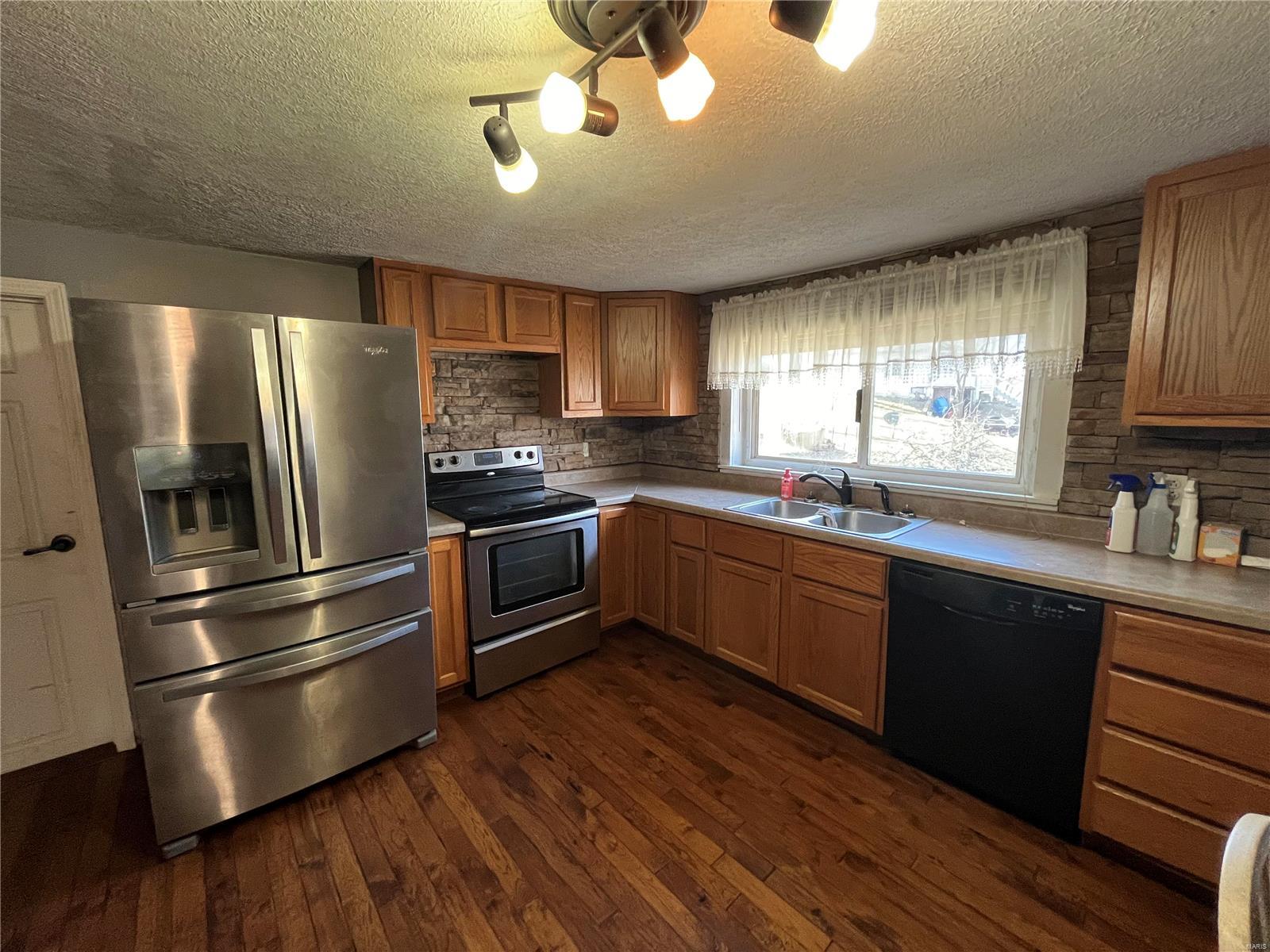 306 S Martha Property Photo 2