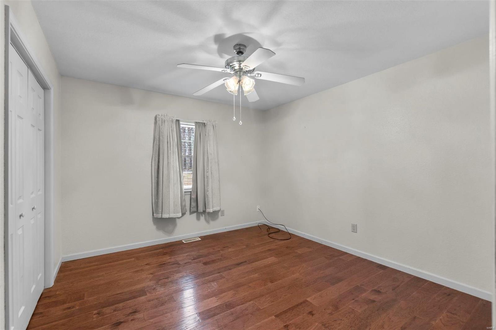 732 Woodridge Lane Property Photo 16