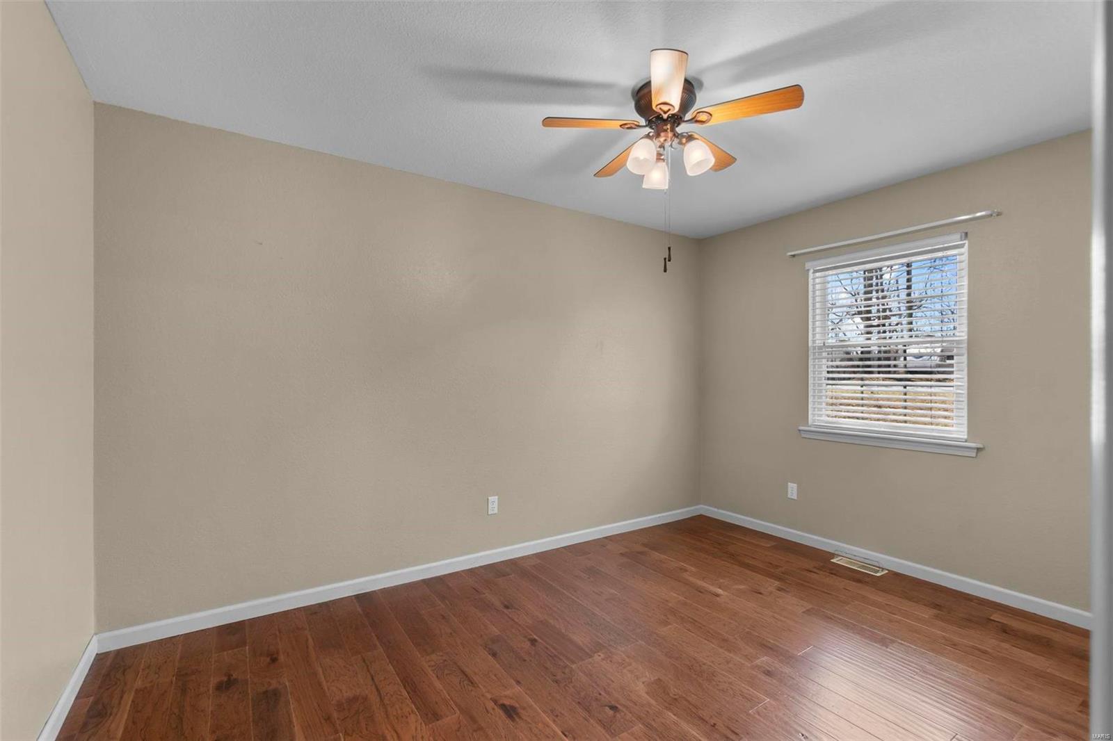 732 Woodridge Lane Property Photo 18