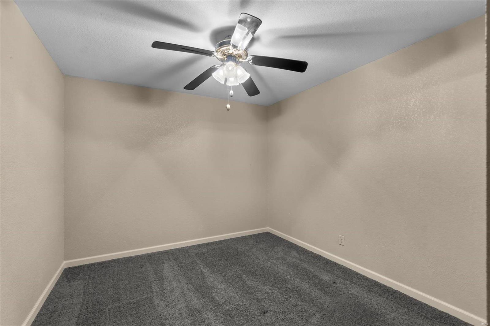 732 Woodridge Lane Property Photo 26