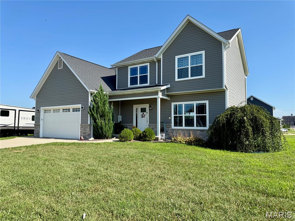 1665 Redbud Court Property Photo 1