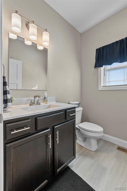1665 Redbud Court Property Photo 13