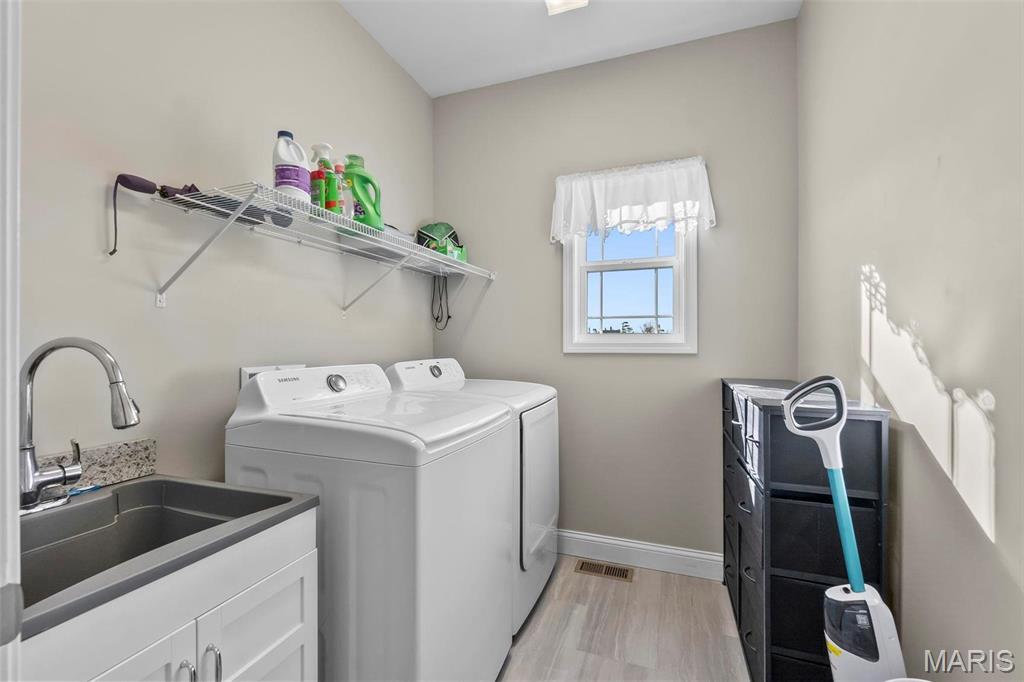 1665 Redbud Court Property Photo 14