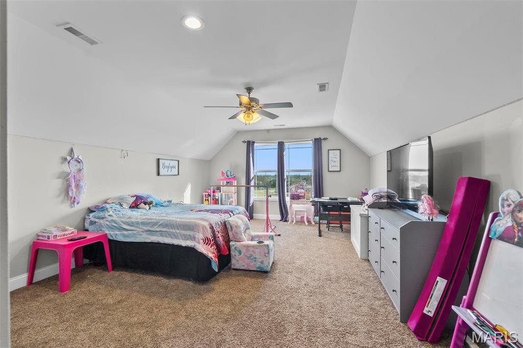 1665 Redbud Court Property Photo 15