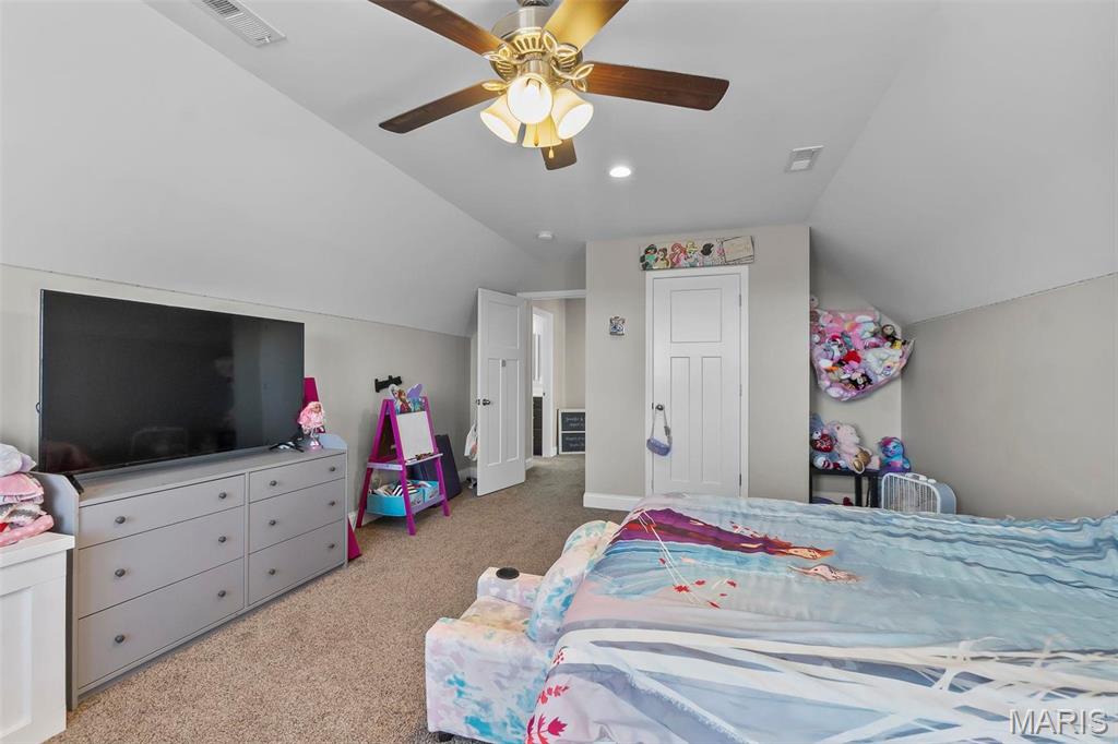 1665 Redbud Court Property Photo 16