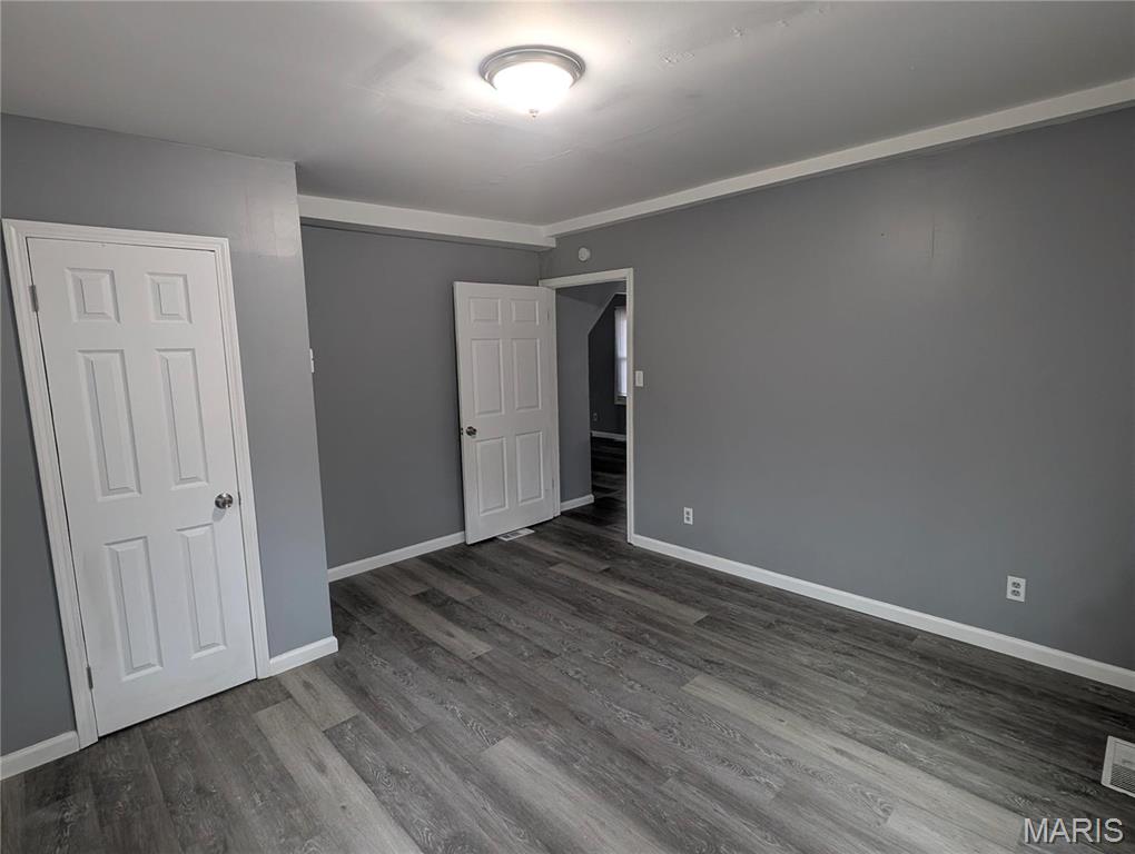 10544 Decker Avenue Property Photo 8