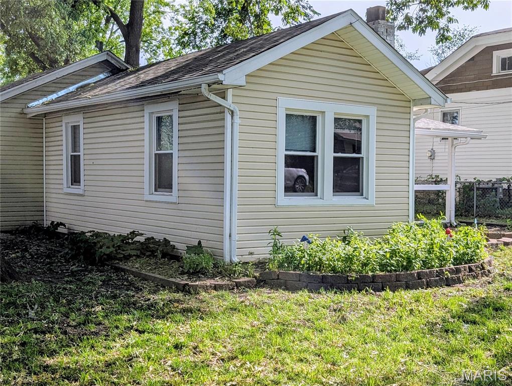 10544 Decker Avenue Property Photo 11