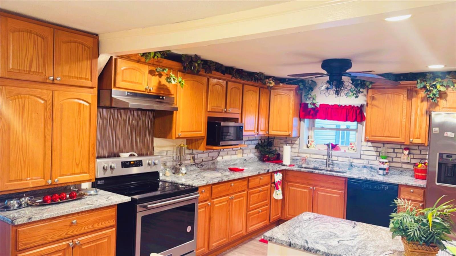 1507 Highway Oo Property Photo 4
