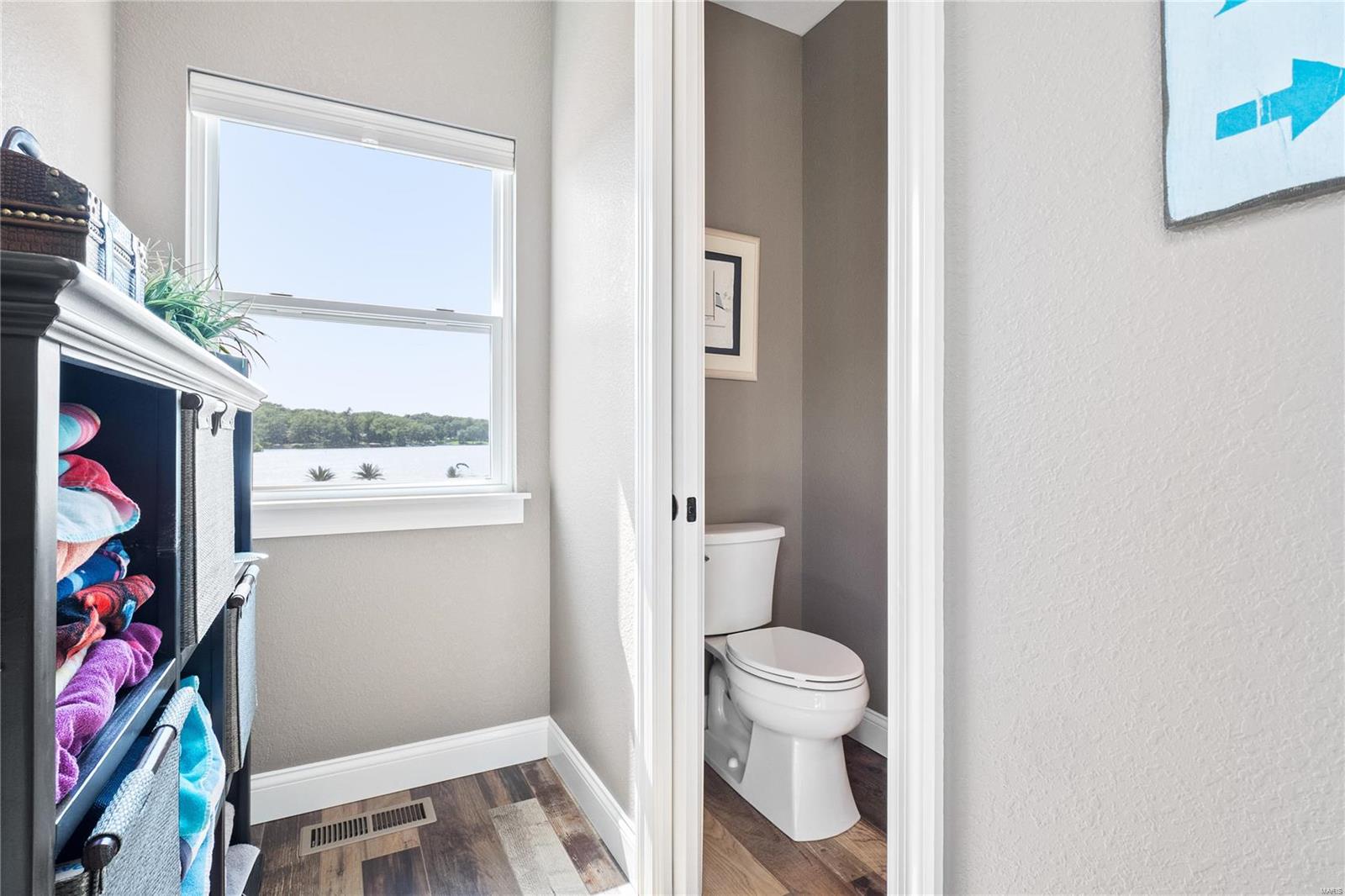 6020 N Lakeshore Drive Property Photo 17