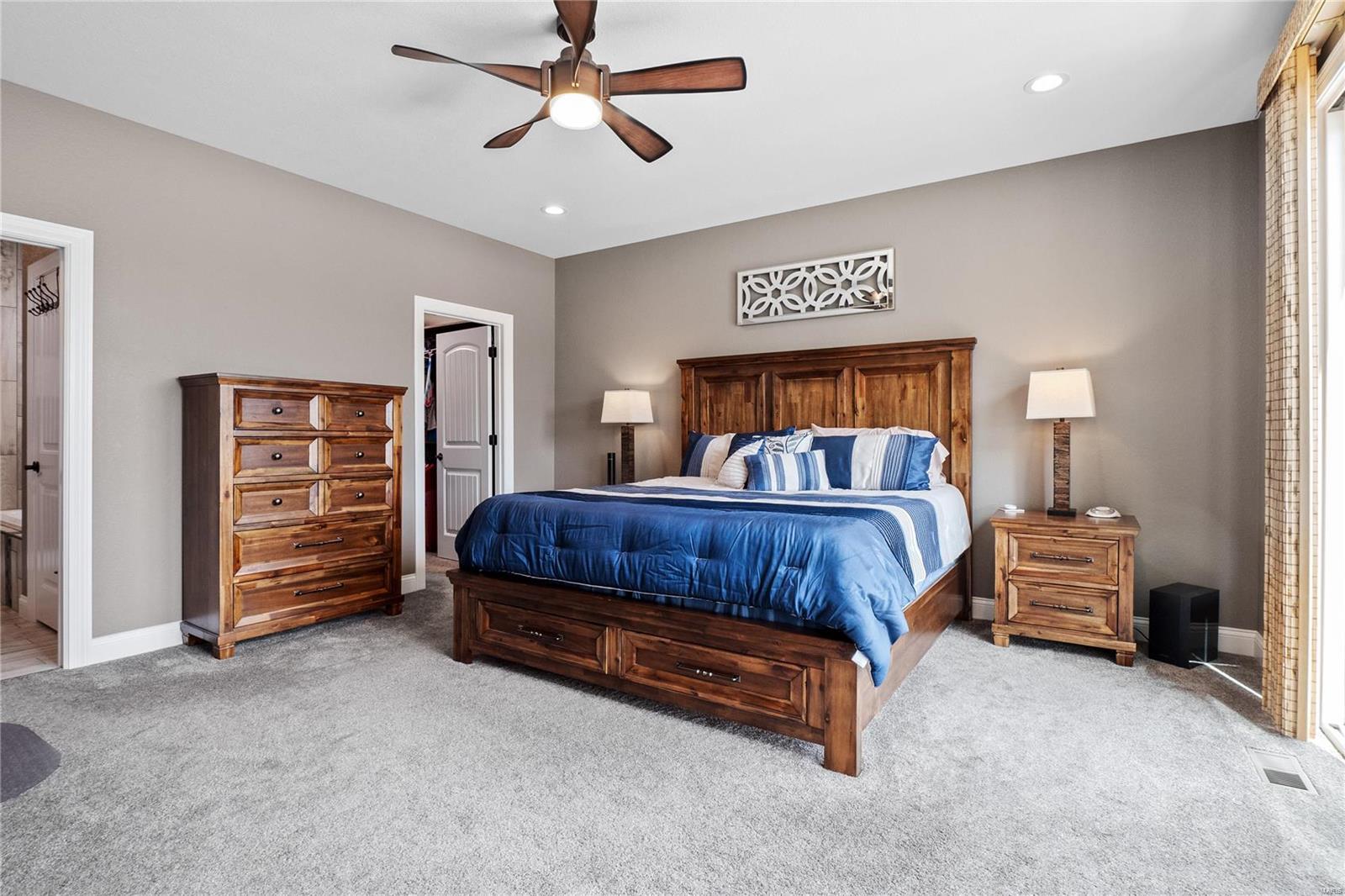 6020 N Lakeshore Drive Property Photo 19