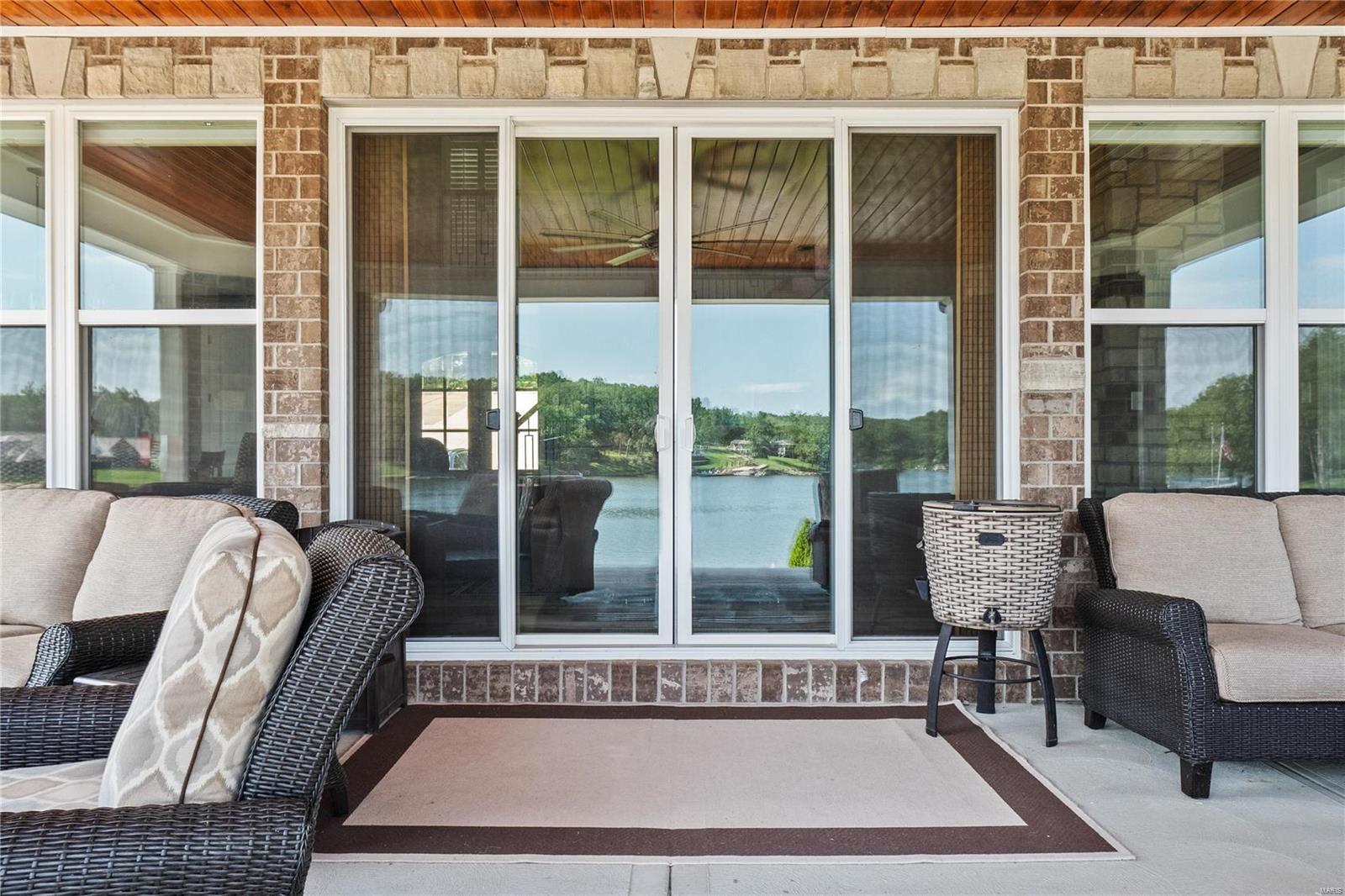6020 N Lakeshore Drive Property Photo 41