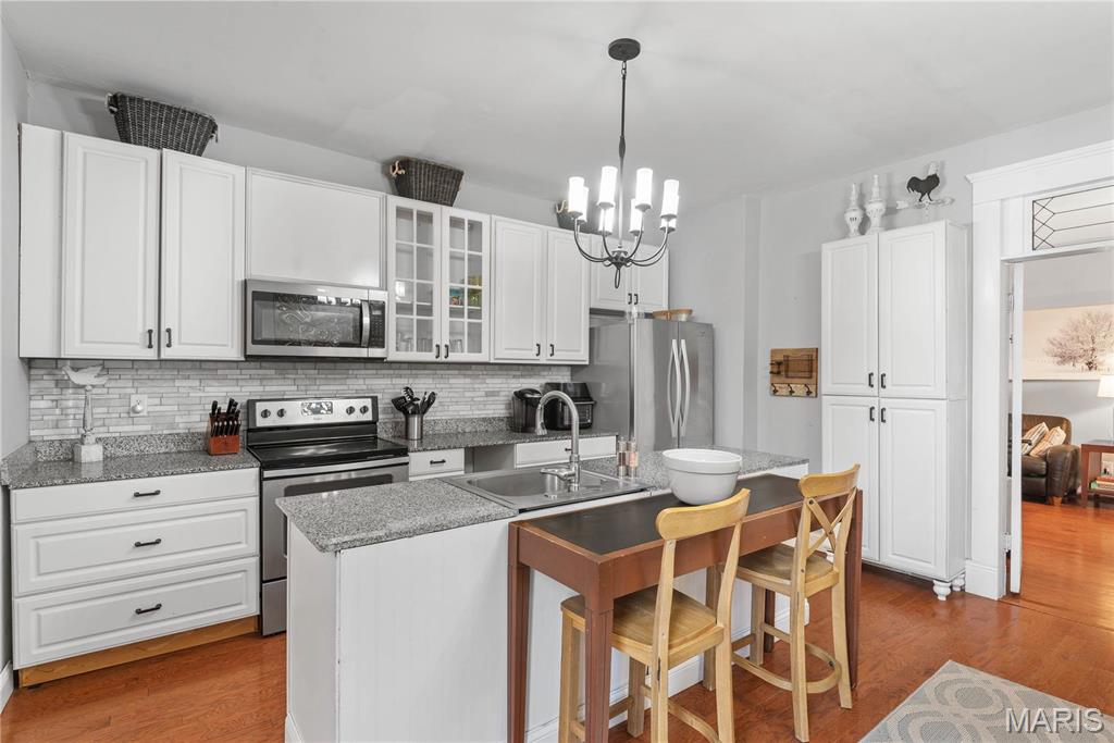 2246 Cleveland Boulevard Property Photo 10