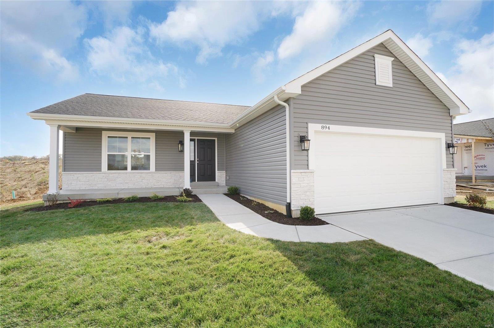 894 Woodbridge Way Property Photo