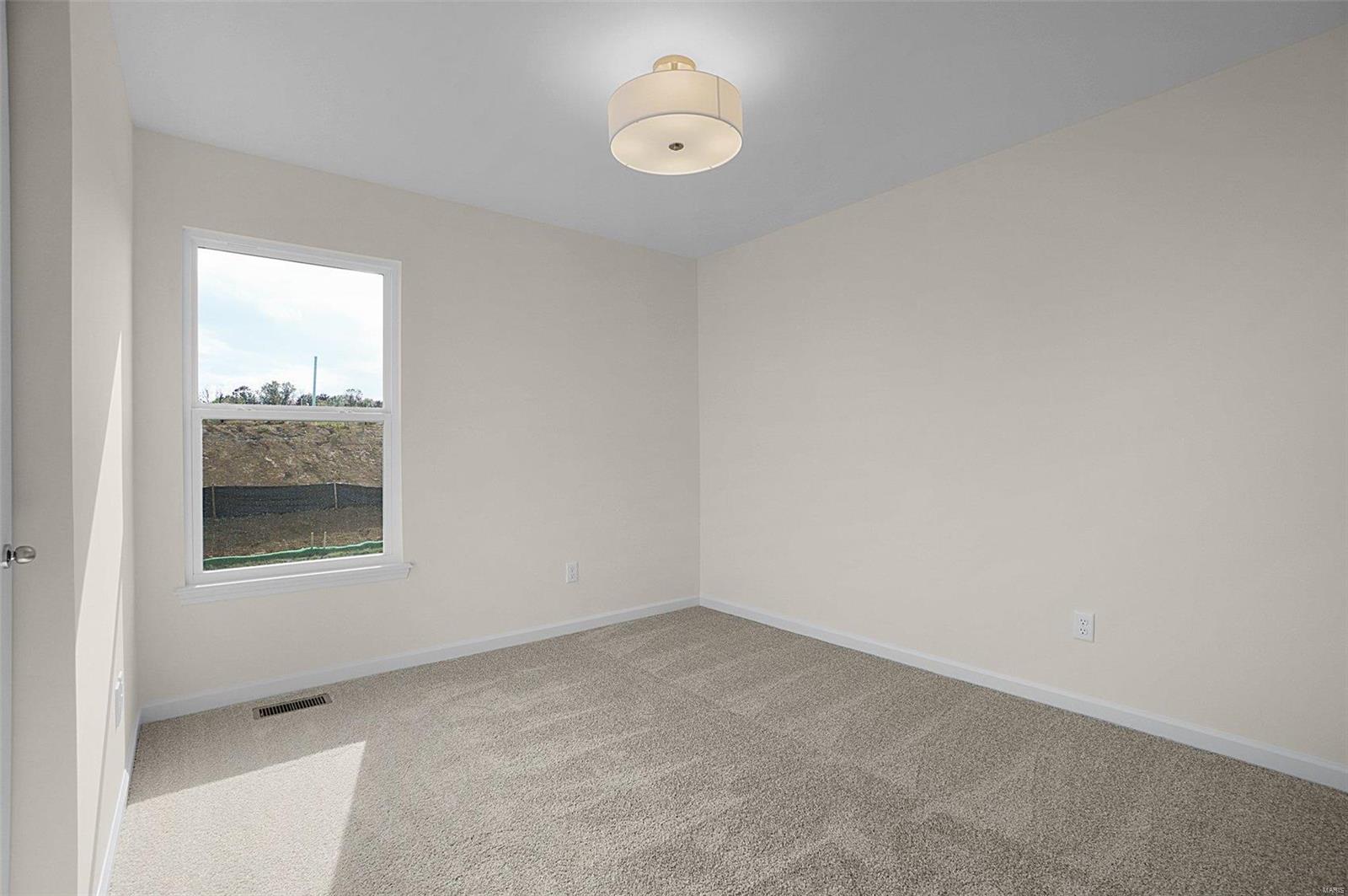 894 Woodbridge Way Property Photo 14