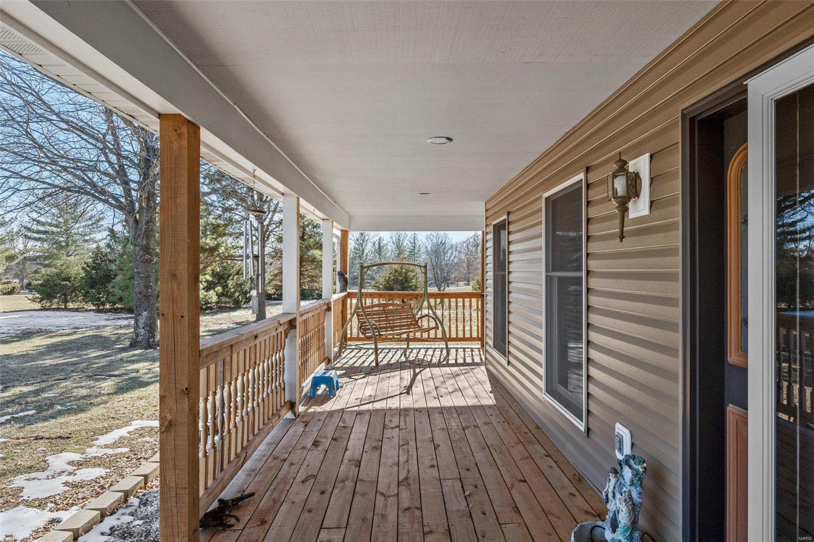 27603 Pinecrest Drive Property Photo 8