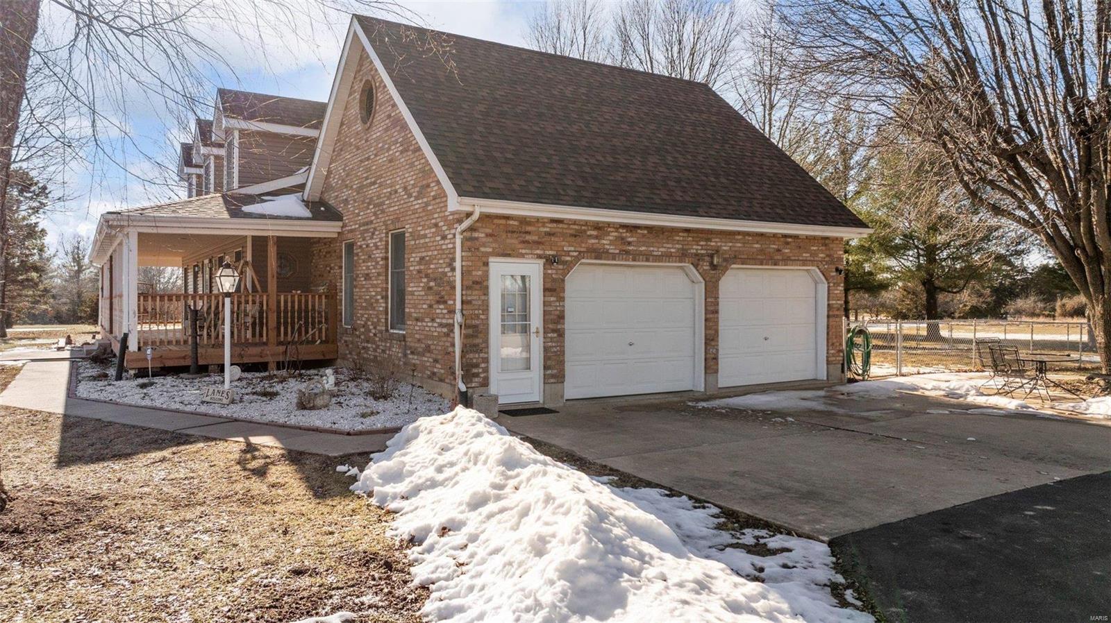 27603 Pinecrest Drive Property Photo 15