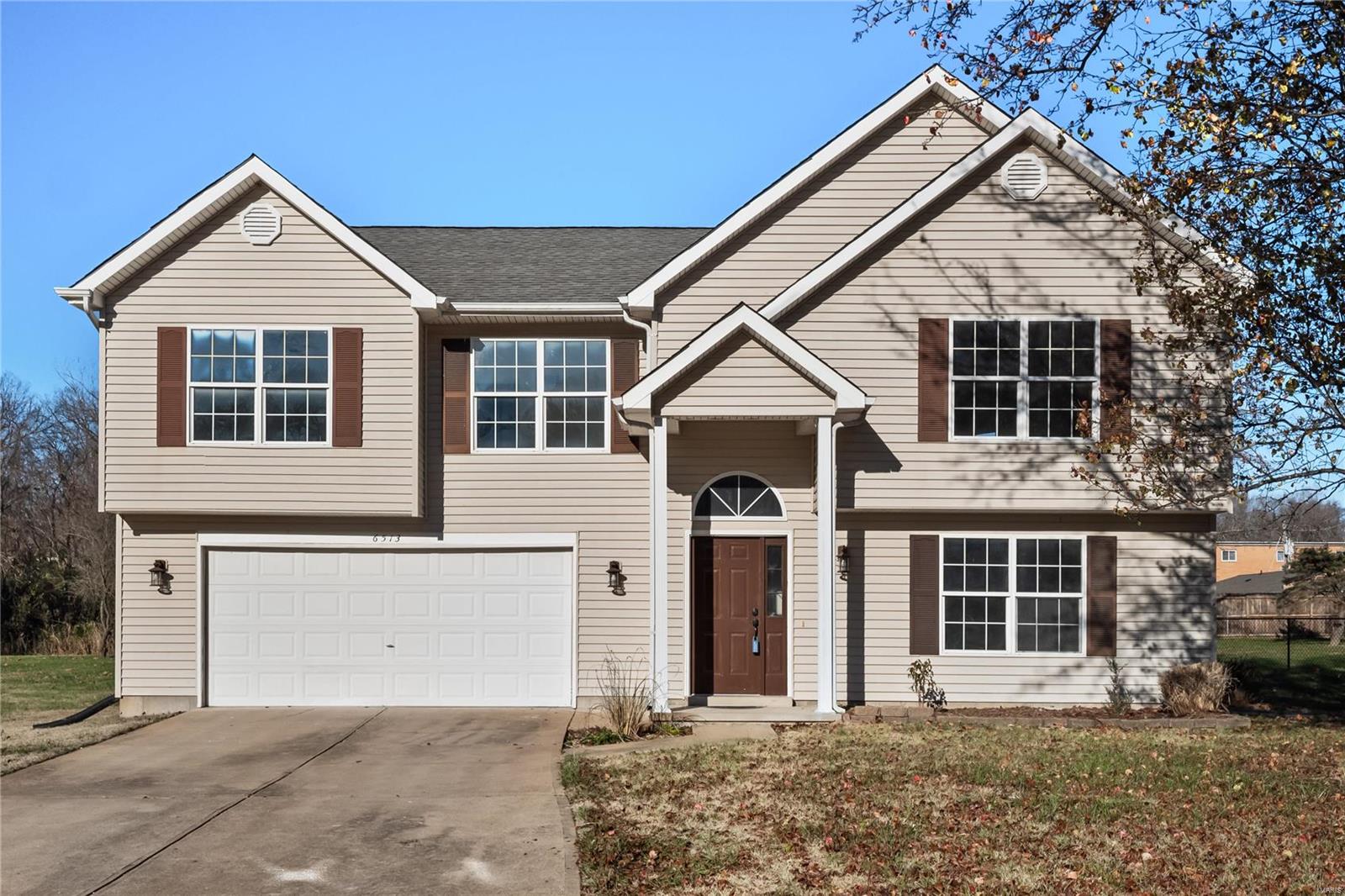 6513 Michaels Court Property Photo 1