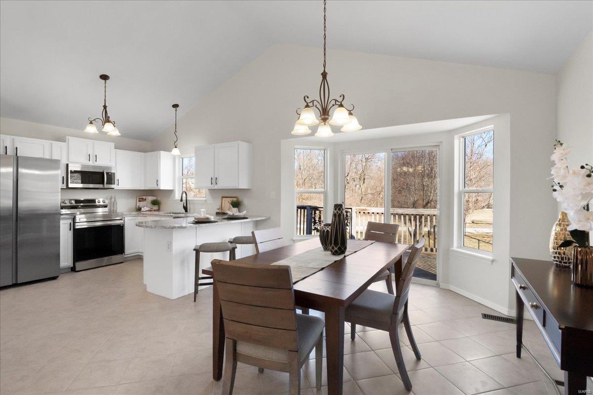 6513 Michaels Court Property Photo 16