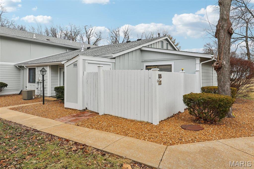 2467 Forest Shadows Drive Property Photo 4