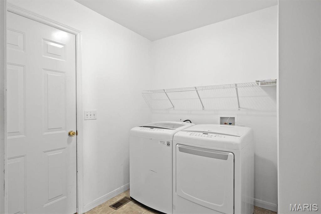 7421 Timberpoint Court Property Photo 19