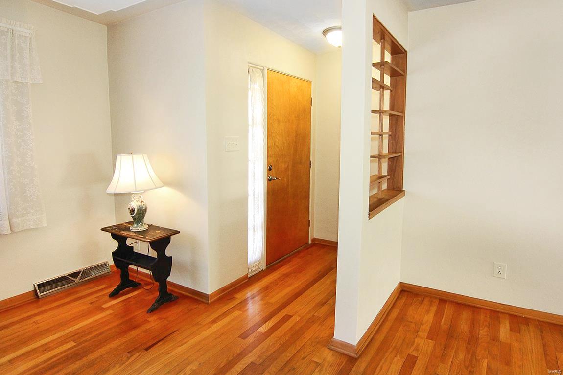 2217 Brookwood Drive Property Photo 3